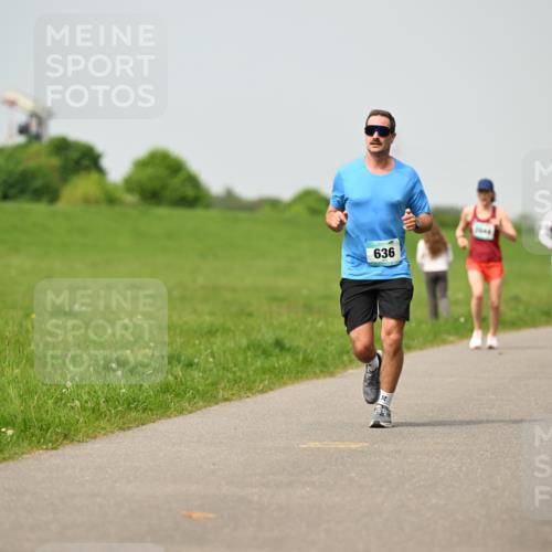 10.05.2026 - 8. Wedeler Halbmarathon Dr. Thomas Lammeyer http://msf.ph/oto/9704475 10.05.2026 11:51:53 Laufen 636 meine-sportfotos.de