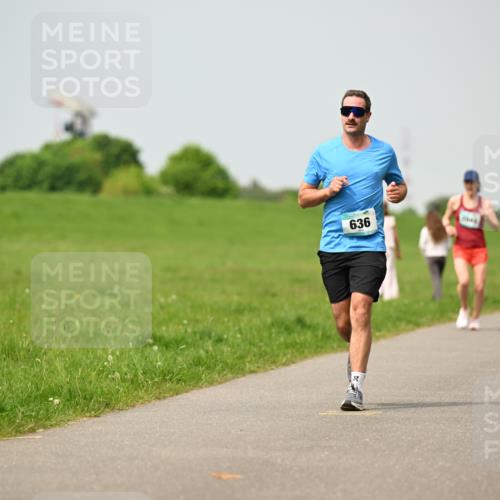 10.05.2026 - 8. Wedeler Halbmarathon Dr. Thomas Lammeyer http://msf.ph/oto/9704486 10.05.2026 11:51:54 Laufen 636 meine-sportfotos.de