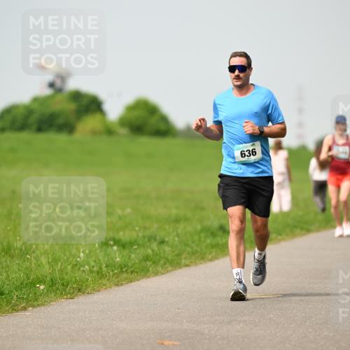10.05.2026 - 8. Wedeler Halbmarathon Dr. Thomas Lammeyer http://msf.ph/oto/9704489 10.05.2026 11:51:54 Laufen 636 meine-sportfotos.de