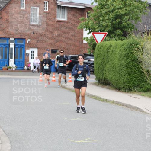 10.05.2026 - 8. Wedeler Halbmarathon Andreas Tolksdorf http://msf.ph/oto/9704583 10.05.2026 10:38:17 Laufen 997 meine-sportfotos.de