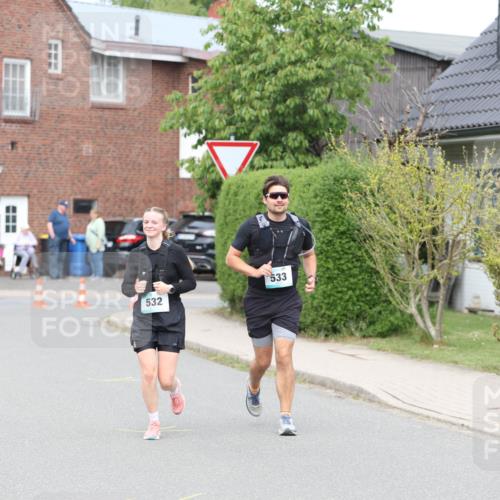 10.05.2026 - 8. Wedeler Halbmarathon Andreas Tolksdorf http://msf.ph/oto/9704640 10.05.2026 10:38:24 Laufen 532, 533 meine-sportfotos.de