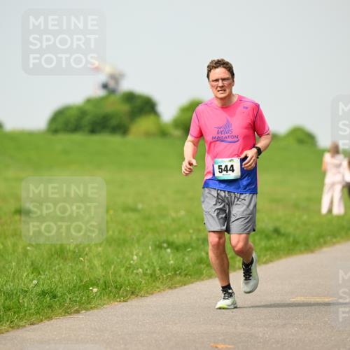 10.05.2026 - 8. Wedeler Halbmarathon Dr. Thomas Lammeyer http://msf.ph/oto/9704642 10.05.2026 11:52:13 Laufen 544 meine-sportfotos.de