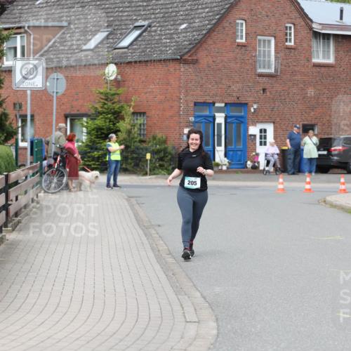 10.05.2026 - 8. Wedeler Halbmarathon Andreas Tolksdorf http://msf.ph/oto/9704701 10.05.2026 10:39:01 Laufen 205, 205 meine-sportfotos.de