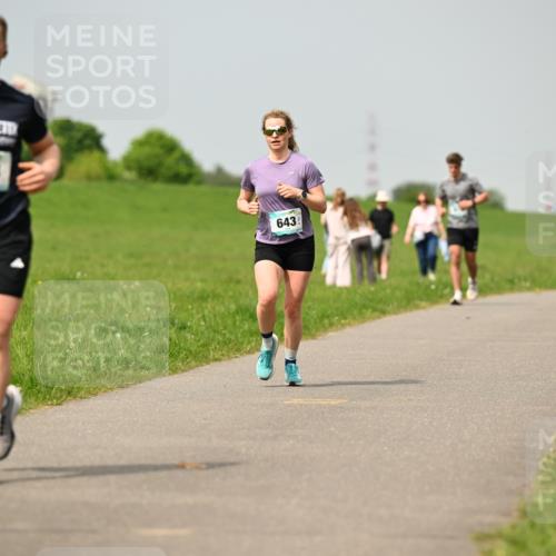 10.05.2026 - 8. Wedeler Halbmarathon Dr. Thomas Lammeyer http://msf.ph/oto/9704734 10.05.2026 11:52:33 Laufen 468, 643 meine-sportfotos.de