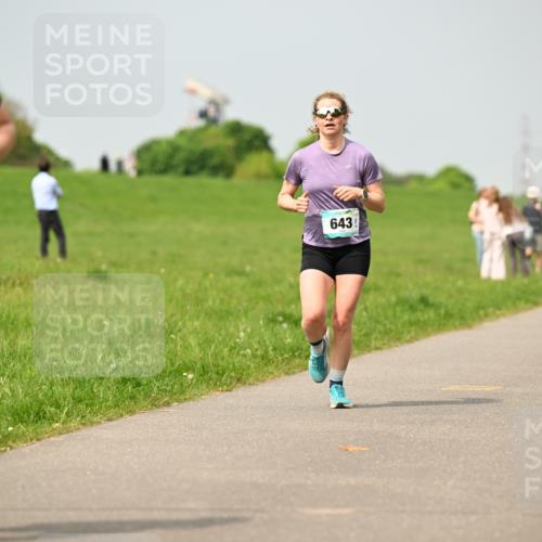 10.05.2026 - 8. Wedeler Halbmarathon Dr. Thomas Lammeyer http://msf.ph/oto/9704751 10.05.2026 11:52:35 Laufen 468, 643 meine-sportfotos.de