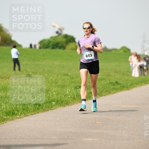 10.05.2026 - 8. Wedeler Halbmarathon Dr. Thomas Lammeyer http://msf.ph/oto/9704753 10.05.2026 11:52:35 Laufen 468, 643 meine-sportfotos.de