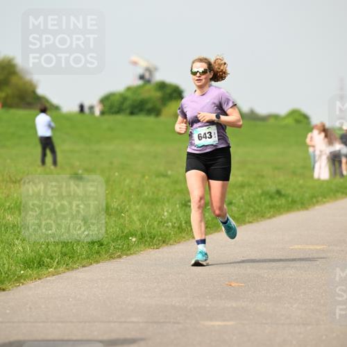 10.05.2026 - 8. Wedeler Halbmarathon Dr. Thomas Lammeyer http://msf.ph/oto/9704756 10.05.2026 11:52:35 Laufen 166, 643 meine-sportfotos.de