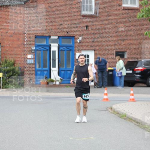 10.05.2026 - 8. Wedeler Halbmarathon Andreas Tolksdorf http://msf.ph/oto/9704763 10.05.2026 10:40:47 Laufen 983 meine-sportfotos.de