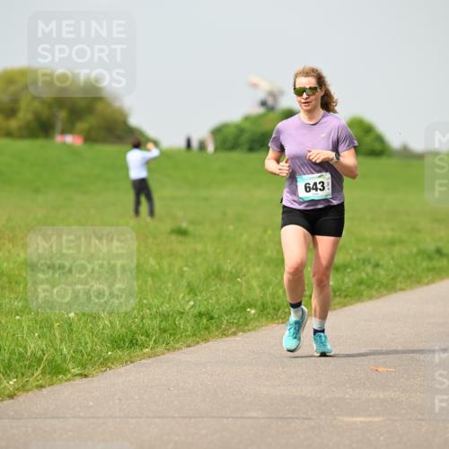 10.05.2026 - 8. Wedeler Halbmarathon Dr. Thomas Lammeyer http://msf.ph/oto/9704764 10.05.2026 11:52:36 Laufen 643 meine-sportfotos.de