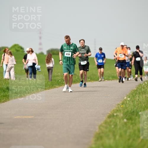 10.05.2026 - 8. Wedeler Halbmarathon Dr. Thomas Lammeyer http://msf.ph/oto/9704805 10.05.2026 11:52:44 Laufen 419, 269 meine-sportfotos.de