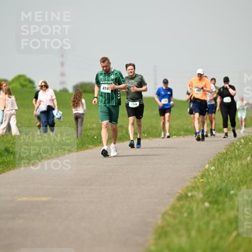 10.05.2026 - 8. Wedeler Halbmarathon Dr. Thomas Lammeyer http://msf.ph/oto/9704809 10.05.2026 11:52:45 Laufen 415, 269 meine-sportfotos.de