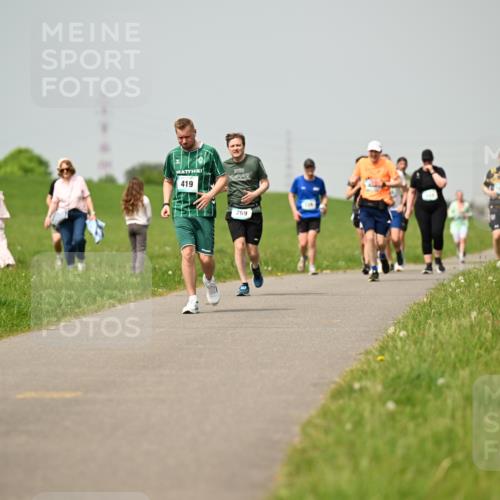10.05.2026 - 8. Wedeler Halbmarathon Dr. Thomas Lammeyer http://msf.ph/oto/9704810 10.05.2026 11:52:45 Laufen 419, 269 meine-sportfotos.de