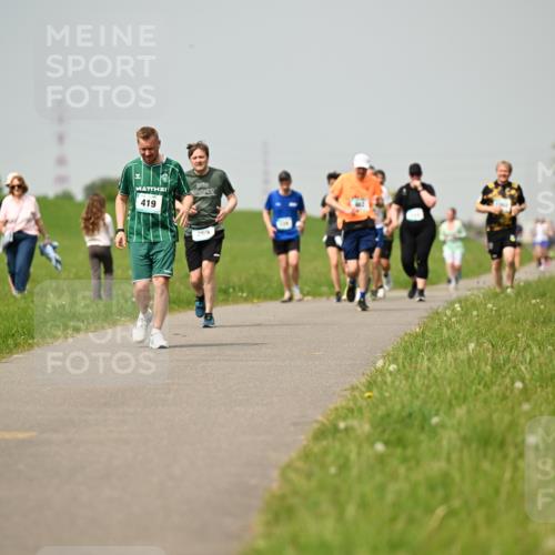 10.05.2026 - 8. Wedeler Halbmarathon Dr. Thomas Lammeyer http://msf.ph/oto/9704818 10.05.2026 11:52:45 Laufen 419, 269 meine-sportfotos.de