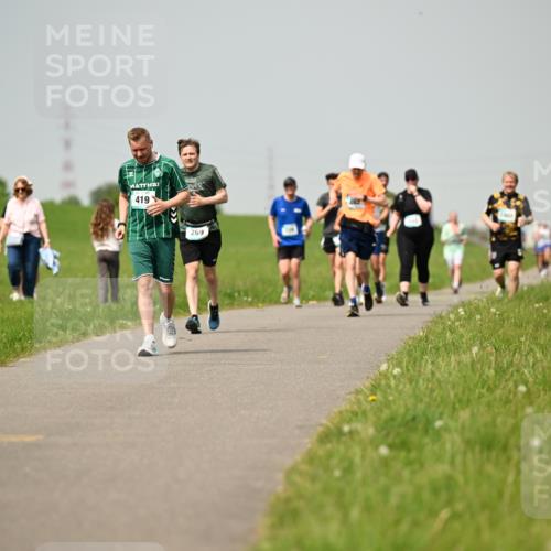 10.05.2026 - 8. Wedeler Halbmarathon Dr. Thomas Lammeyer http://msf.ph/oto/9704820 10.05.2026 11:52:45 Laufen 419, 269 meine-sportfotos.de