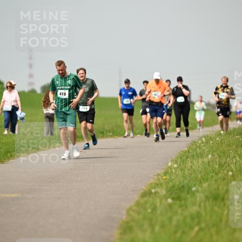 10.05.2026 - 8. Wedeler Halbmarathon Dr. Thomas Lammeyer http://msf.ph/oto/9704822 10.05.2026 11:52:46 Laufen 419, 269 meine-sportfotos.de