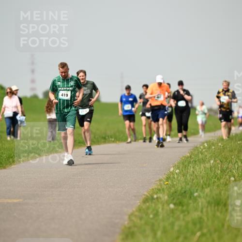 10.05.2026 - 8. Wedeler Halbmarathon Dr. Thomas Lammeyer http://msf.ph/oto/9704827 10.05.2026 11:52:46 Laufen 419, 269 meine-sportfotos.de