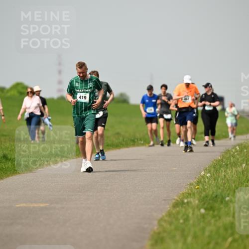 10.05.2026 - 8. Wedeler Halbmarathon Dr. Thomas Lammeyer http://msf.ph/oto/9704833 10.05.2026 11:52:46 Laufen 419 meine-sportfotos.de