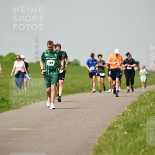 10.05.2026 - 8. Wedeler Halbmarathon Dr. Thomas Lammeyer http://msf.ph/oto/9704835 10.05.2026 11:52:47 Laufen 419 meine-sportfotos.de