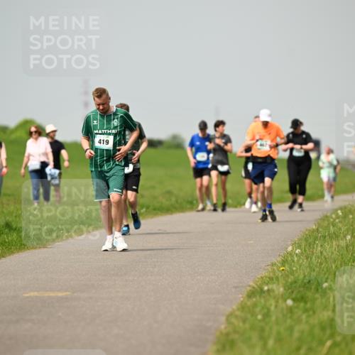 10.05.2026 - 8. Wedeler Halbmarathon Dr. Thomas Lammeyer http://msf.ph/oto/9704845 10.05.2026 11:52:47 Laufen 419 meine-sportfotos.de