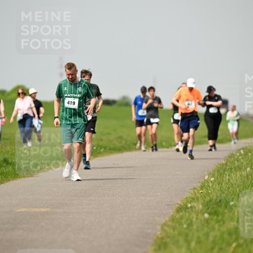 10.05.2026 - 8. Wedeler Halbmarathon Dr. Thomas Lammeyer http://msf.ph/oto/9704849 10.05.2026 11:52:47 Laufen 419 meine-sportfotos.de