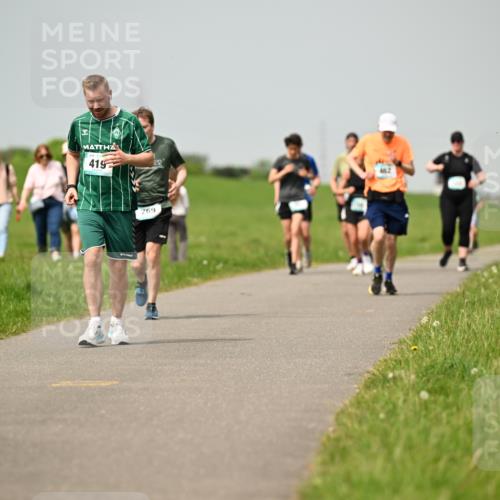 10.05.2026 - 8. Wedeler Halbmarathon Dr. Thomas Lammeyer http://msf.ph/oto/9704864 10.05.2026 11:52:49 Laufen 419, 269 meine-sportfotos.de