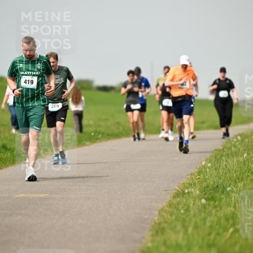 10.05.2026 - 8. Wedeler Halbmarathon Dr. Thomas Lammeyer http://msf.ph/oto/9704871 10.05.2026 11:52:49 Laufen 419, 269 meine-sportfotos.de