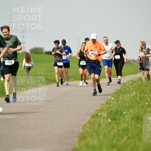 10.05.2026 - 8. Wedeler Halbmarathon Dr. Thomas Lammeyer http://msf.ph/oto/9704884 10.05.2026 11:52:51 Laufen 419, 269 meine-sportfotos.de