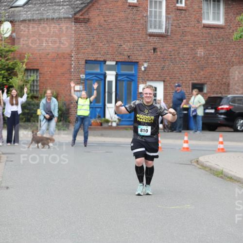 10.05.2026 - 8. Wedeler Halbmarathon Andreas Tolksdorf http://msf.ph/oto/9704885 10.05.2026 10:42:06 Laufen 810 meine-sportfotos.de