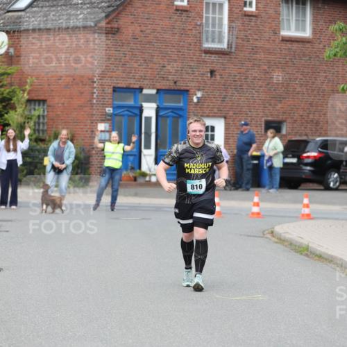 10.05.2026 - 8. Wedeler Halbmarathon Andreas Tolksdorf http://msf.ph/oto/9704898 10.05.2026 10:42:06 Laufen 810 meine-sportfotos.de