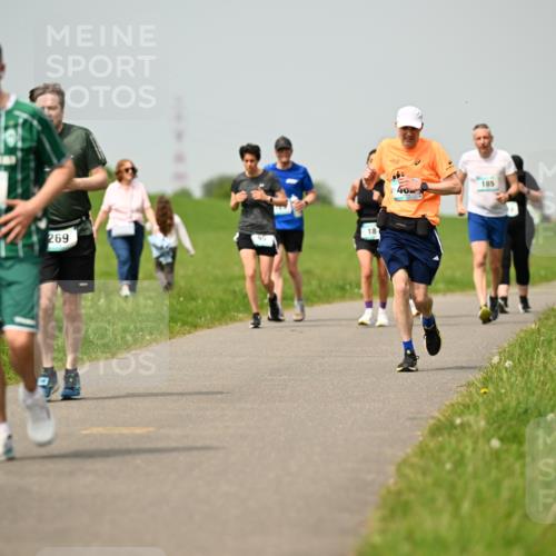 10.05.2026 - 8. Wedeler Halbmarathon Dr. Thomas Lammeyer http://msf.ph/oto/9704906 10.05.2026 11:52:52 Laufen 419, 269, 185, 1002 meine-sportfotos.de