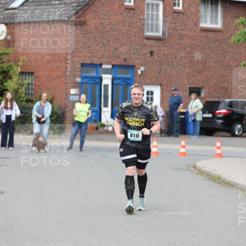 10.05.2026 - 8. Wedeler Halbmarathon Andreas Tolksdorf http://msf.ph/oto/9704908 10.05.2026 10:42:07 Laufen 810 meine-sportfotos.de