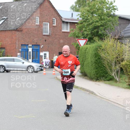 10.05.2026 - 8. Wedeler Halbmarathon Andreas Tolksdorf http://msf.ph/oto/9704957 10.05.2026 10:43:34 Laufen 568 meine-sportfotos.de