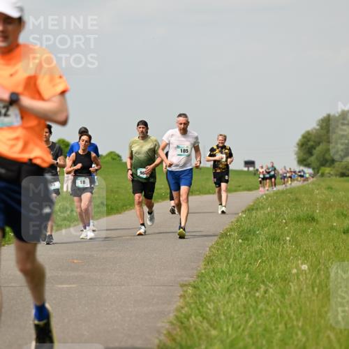 10.05.2026 - 8. Wedeler Halbmarathon Dr. Thomas Lammeyer http://msf.ph/oto/9704973 10.05.2026 11:53:00 Laufen 462, 185 meine-sportfotos.de