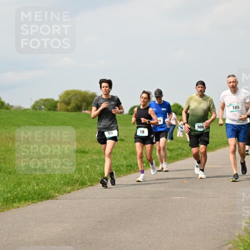 10.05.2026 - 8. Wedeler Halbmarathon Dr. Thomas Lammeyer http://msf.ph/oto/9704994 10.05.2026 11:53:02 Laufen 986, 185 meine-sportfotos.de