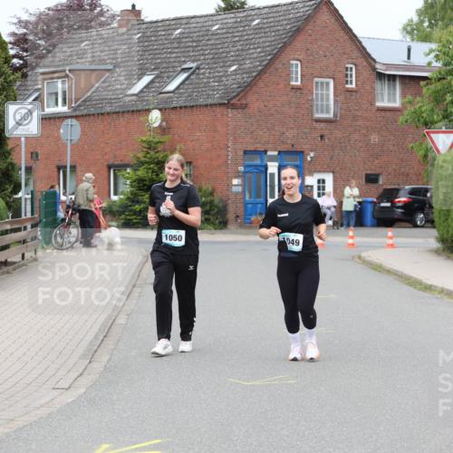 10.05.2026 - 8. Wedeler Halbmarathon Andreas Tolksdorf http://msf.ph/oto/9705015 10.05.2026 10:44:27 Laufen 30, 1050, 049 meine-sportfotos.de