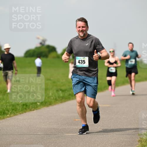 10.05.2026 - 8. Wedeler Halbmarathon Dr. Thomas Lammeyer http://msf.ph/oto/9705101 10.05.2026 11:53:17 Laufen 435 meine-sportfotos.de