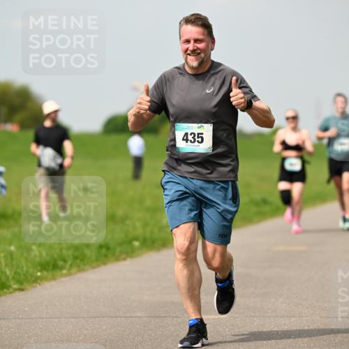 10.05.2026 - 8. Wedeler Halbmarathon Dr. Thomas Lammeyer http://msf.ph/oto/9705110 10.05.2026 11:53:18 Laufen 435 meine-sportfotos.de