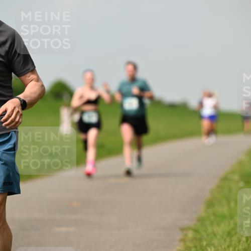 10.05.2026 - 8. Wedeler Halbmarathon Dr. Thomas Lammeyer http://msf.ph/oto/9705121 10.05.2026 11:53:19 Laufen 435 meine-sportfotos.de