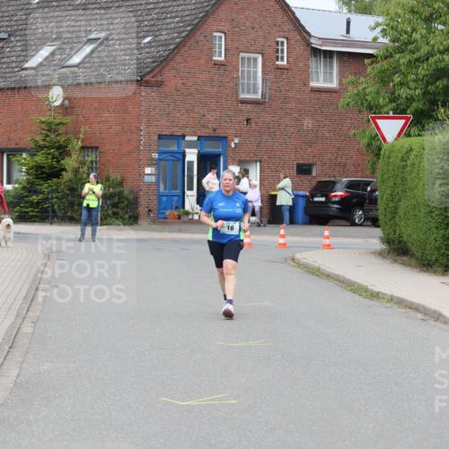 10.05.2026 - 8. Wedeler Halbmarathon Andreas Tolksdorf http://msf.ph/oto/9705143 10.05.2026 10:45:37 Laufen 3, 16 meine-sportfotos.de