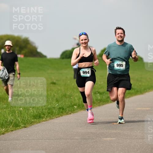 10.05.2026 - 8. Wedeler Halbmarathon Dr. Thomas Lammeyer http://msf.ph/oto/9705145 10.05.2026 11:53:21 Laufen 994, 995 meine-sportfotos.de