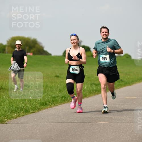 10.05.2026 - 8. Wedeler Halbmarathon Dr. Thomas Lammeyer http://msf.ph/oto/9705148 10.05.2026 11:53:21 Laufen 994, 995 meine-sportfotos.de