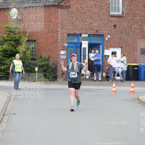 10.05.2026 - 8. Wedeler Halbmarathon Andreas Tolksdorf http://msf.ph/oto/9705202 10.05.2026 10:48:00 Laufen 2100 meine-sportfotos.de