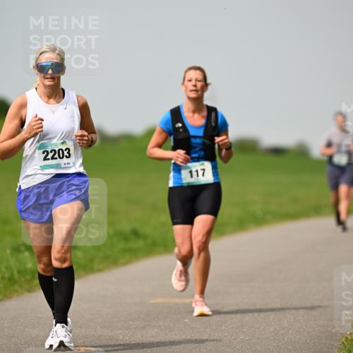 10.05.2026 - 8. Wedeler Halbmarathon Dr. Thomas Lammeyer http://msf.ph/oto/9705260 10.05.2026 11:53:29 Laufen 2203, 117 meine-sportfotos.de
