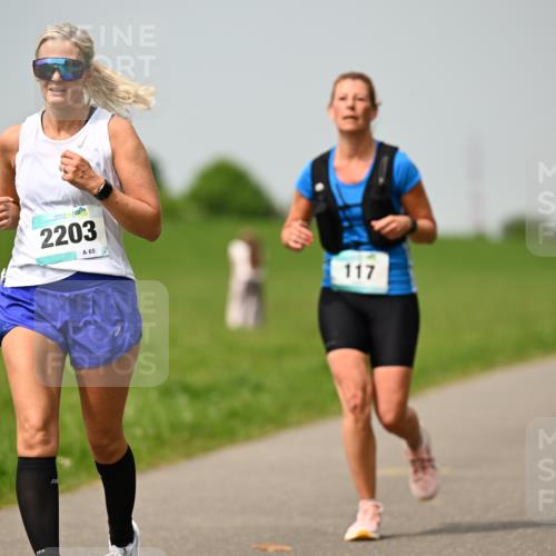 10.05.2026 - 8. Wedeler Halbmarathon Dr. Thomas Lammeyer http://msf.ph/oto/9705277 10.05.2026 11:53:30 Laufen 2203, 117 meine-sportfotos.de