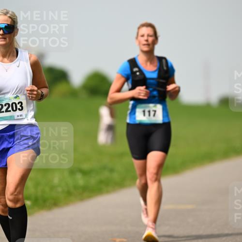 10.05.2026 - 8. Wedeler Halbmarathon Dr. Thomas Lammeyer http://msf.ph/oto/9705278 10.05.2026 11:53:31 Laufen 2203, 117 meine-sportfotos.de