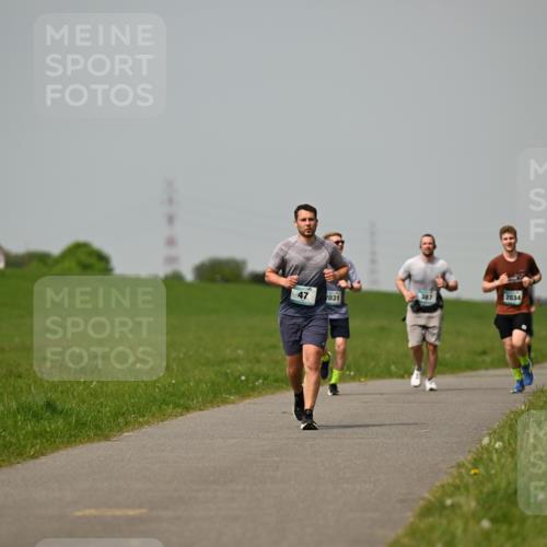 10.05.2026 - 8. Wedeler Halbmarathon Dr. Thomas Lammeyer http://msf.ph/oto/9705280 10.05.2026 11:53:32 Laufen 2034, 387, 2031 meine-sportfotos.de