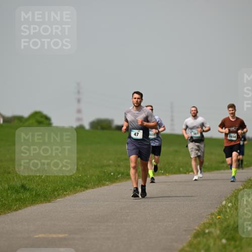 10.05.2026 - 8. Wedeler Halbmarathon Dr. Thomas Lammeyer http://msf.ph/oto/9705282 10.05.2026 11:53:32 Laufen 2031, 387, 2034 meine-sportfotos.de