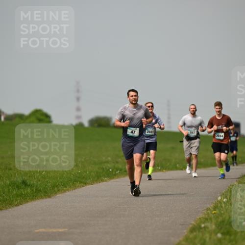 10.05.2026 - 8. Wedeler Halbmarathon Dr. Thomas Lammeyer http://msf.ph/oto/9705285 10.05.2026 11:53:33 Laufen 2031, 2034 meine-sportfotos.de