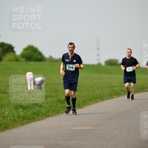 10.05.2026 - 8. Wedeler Halbmarathon Dr. Thomas Lammeyer http://msf.ph/oto/9705387 10.05.2026 11:53:54 Laufen 579, 474 meine-sportfotos.de