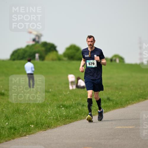 10.05.2026 - 8. Wedeler Halbmarathon Dr. Thomas Lammeyer http://msf.ph/oto/9705399 10.05.2026 11:53:56 Laufen 579 meine-sportfotos.de
